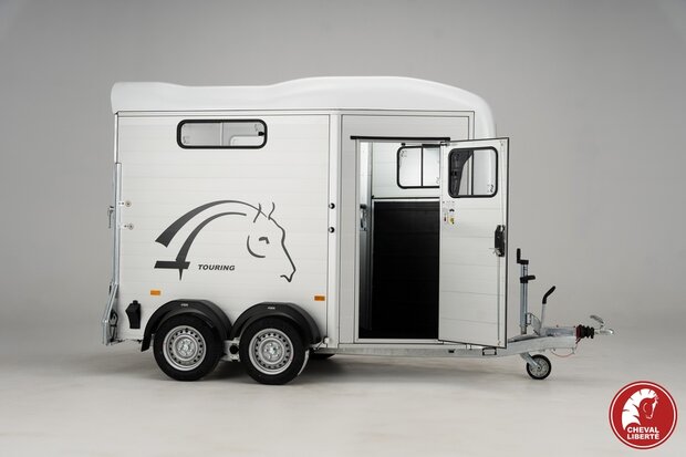 Cheval Libert&eacute; Touring One Aluline Pure White