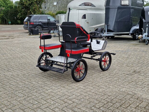 1Sp. Recreatiewagen Pony 16Inch