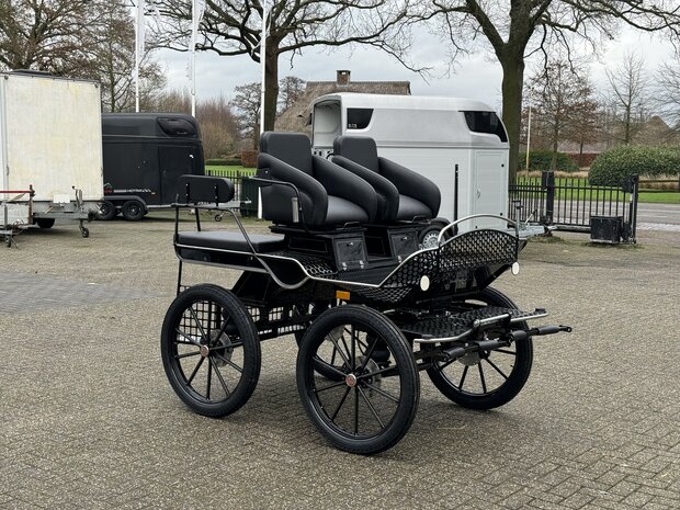 1/2Sp. Doorloopwagen Recreatiewagen Paard