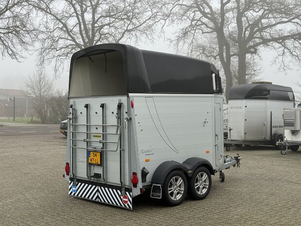 Humbaur Xanthos Trailer 2 Paards