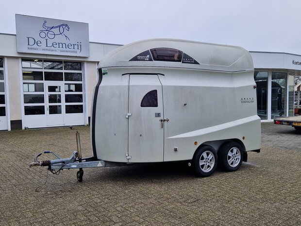 Henra Grand Chevalier 2 Paards Trailer 